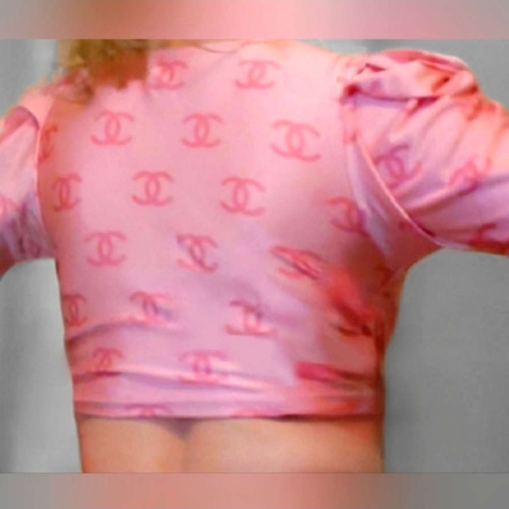Chanel Fashion Crop Top - Picture 5 of 5